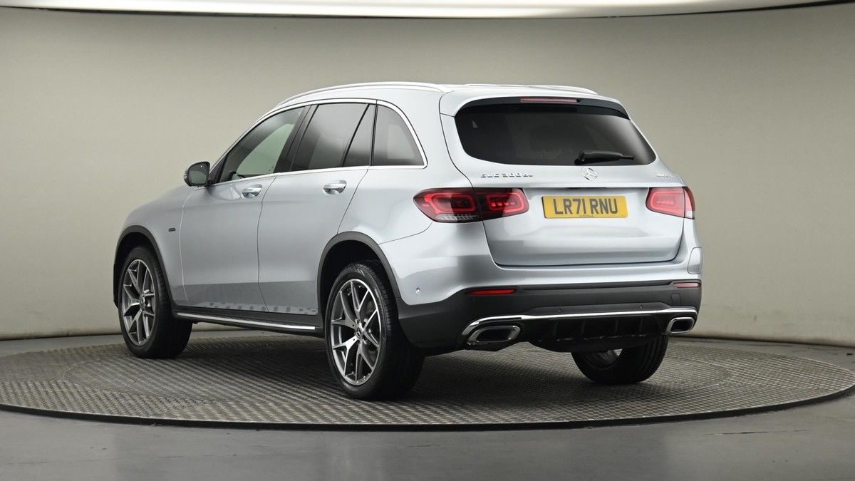 Mercedes-Benz GLC Image 24