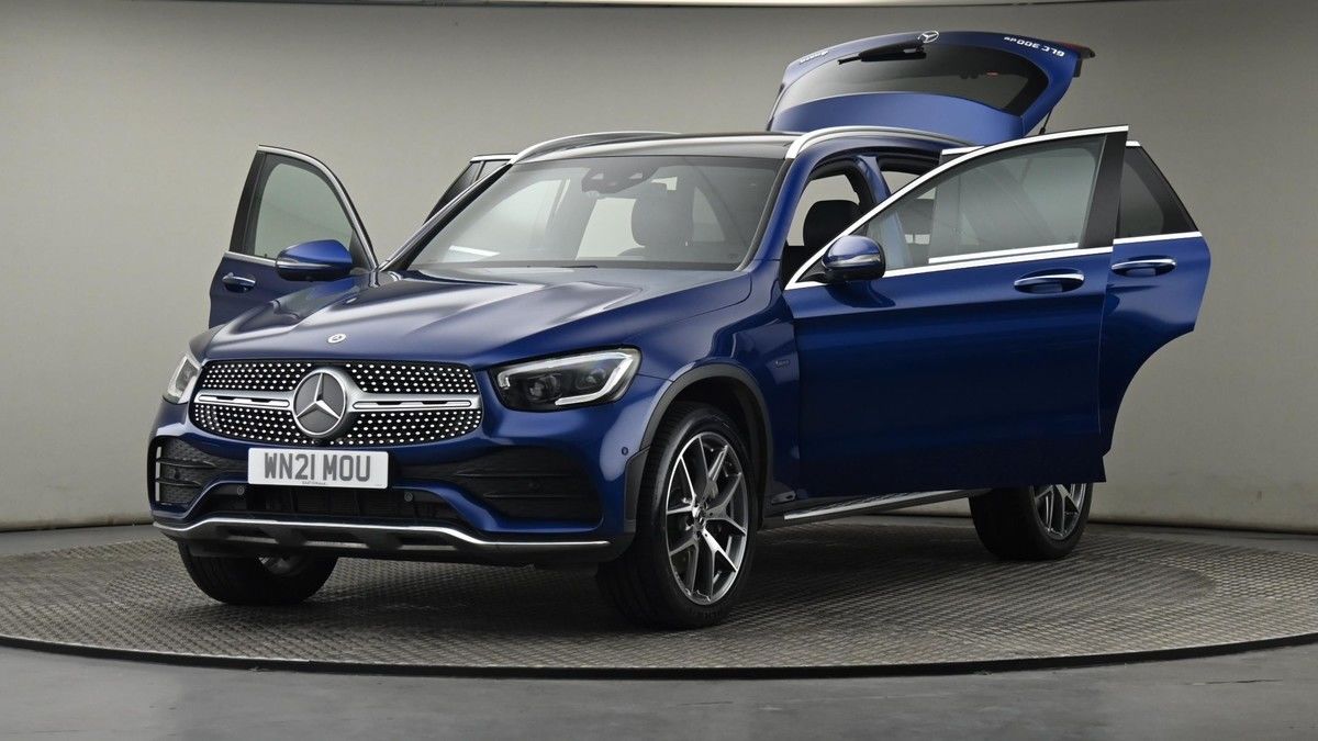 Mercedes-Benz GLC Image 28