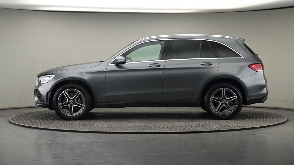 Mercedes-Benz GLC Image 23