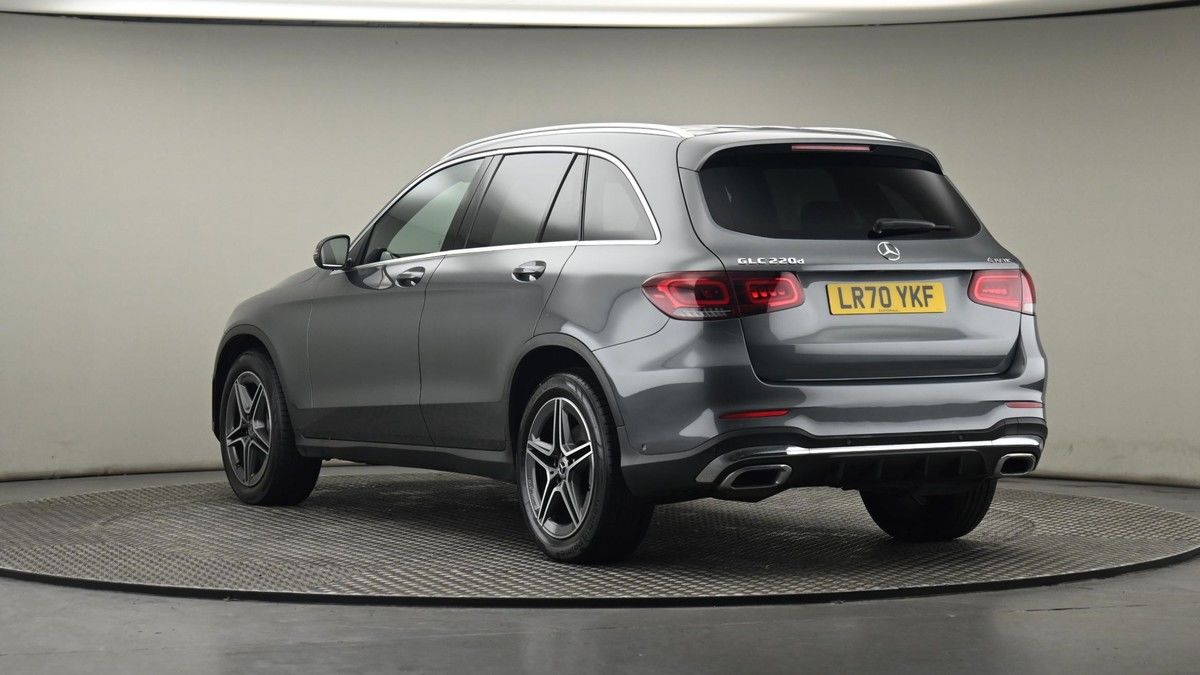 Mercedes-Benz GLC Image 24