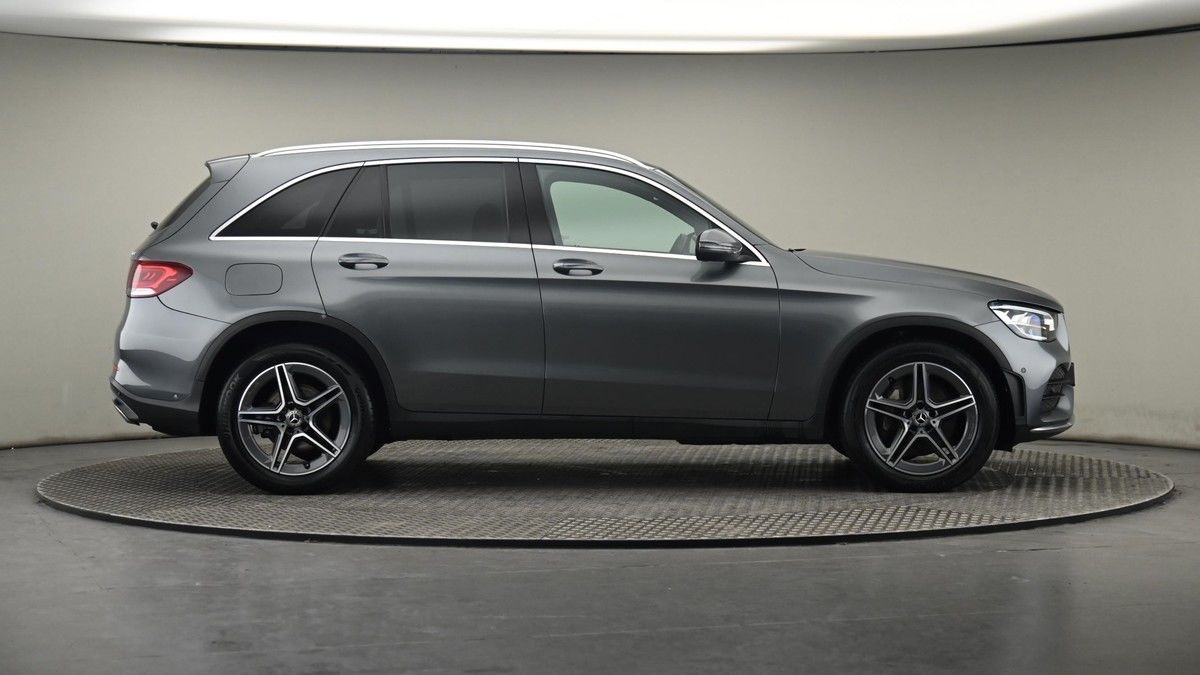 Mercedes-Benz GLC Image 27