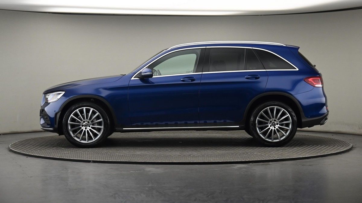 Mercedes-Benz GLC Image 23