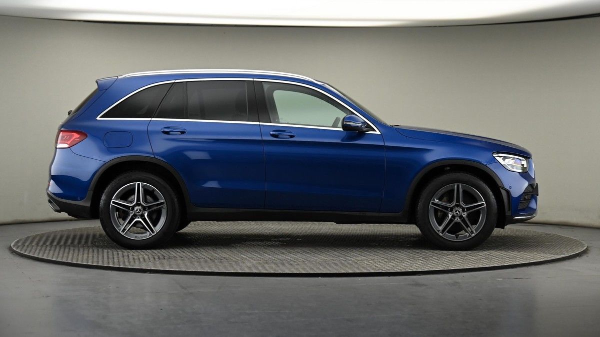 Mercedes-Benz GLC Image 27