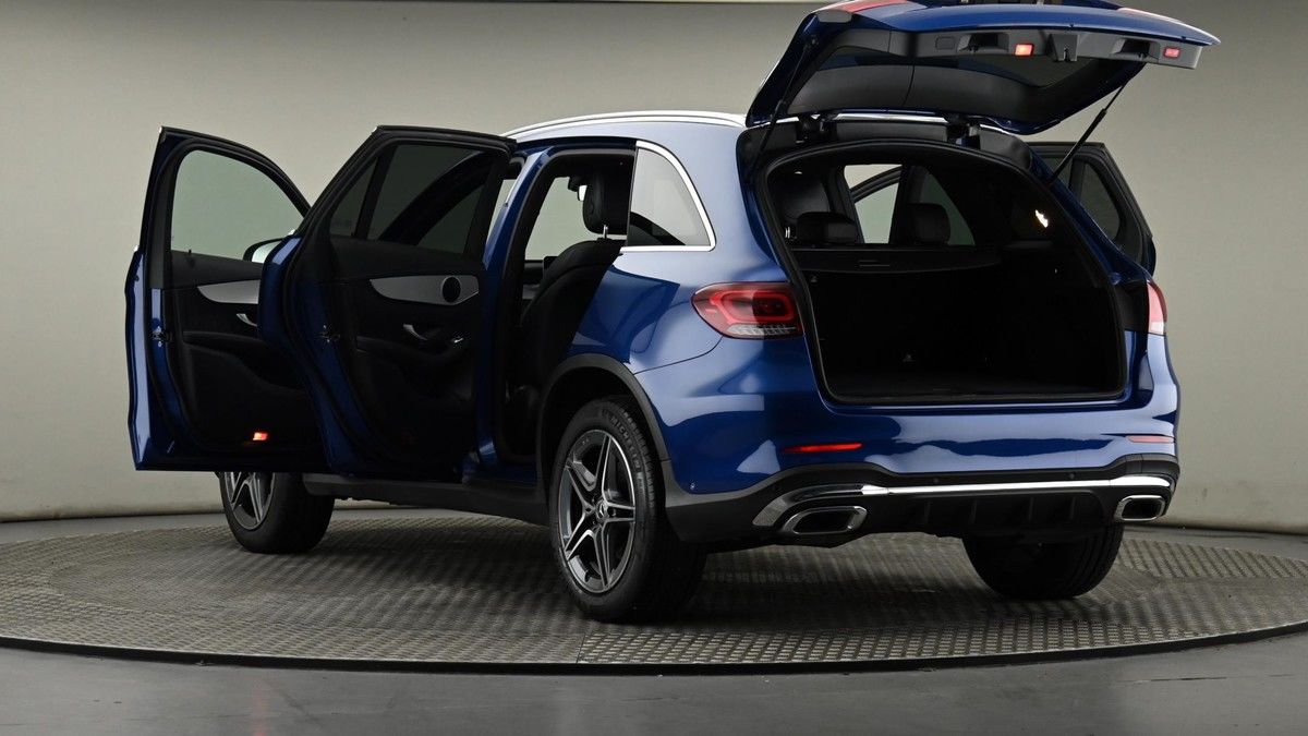 Mercedes-Benz GLC Image 29