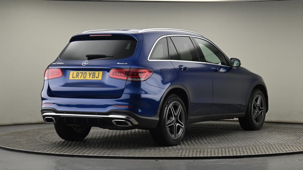 Mercedes-Benz GLC Image 26