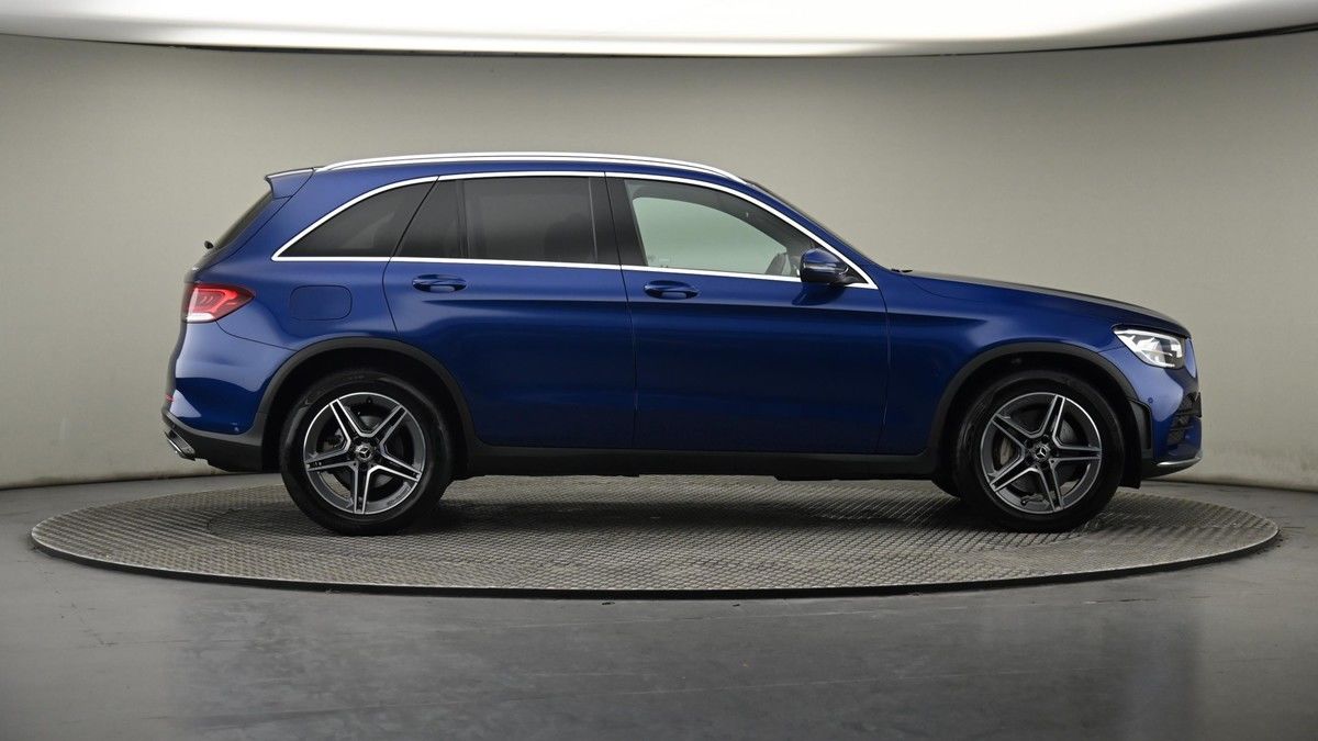 Mercedes-Benz GLC Image 27