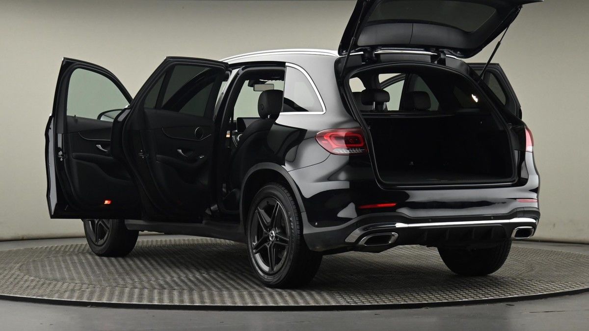 Mercedes-Benz GLC Image 29