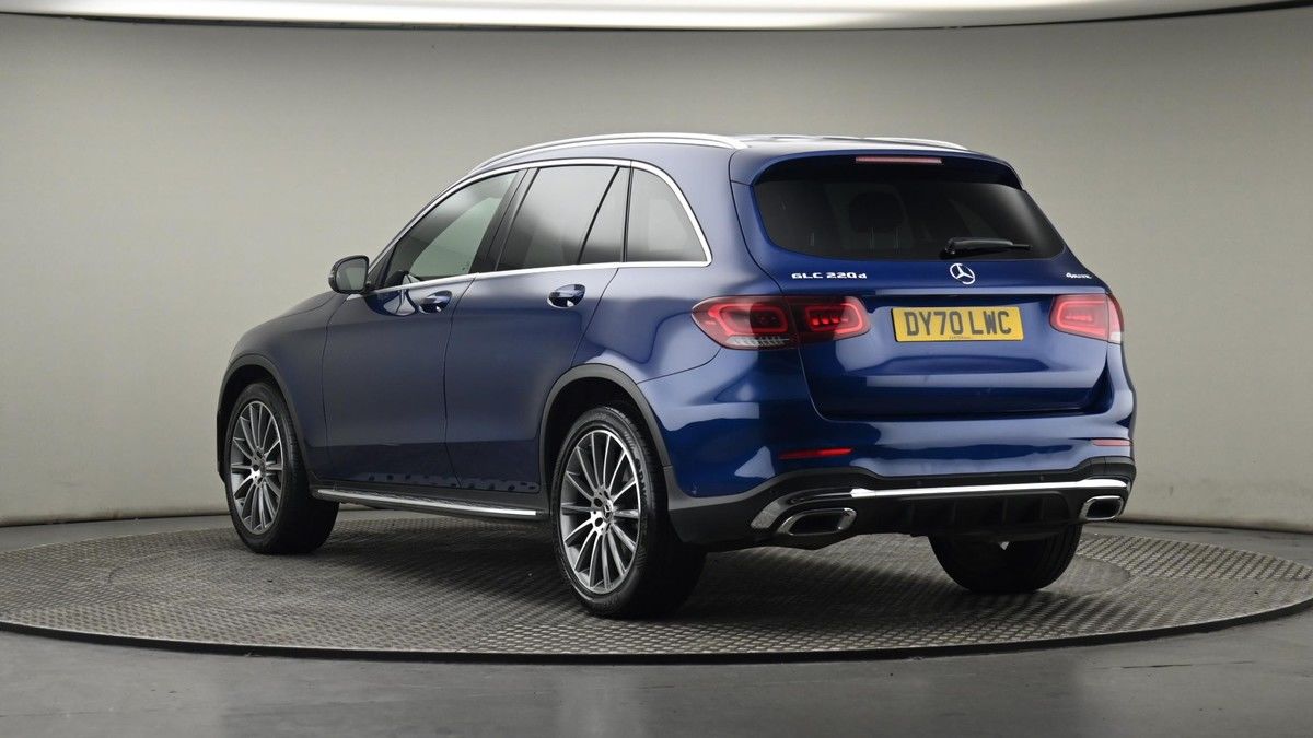 Mercedes-Benz GLC Image 24