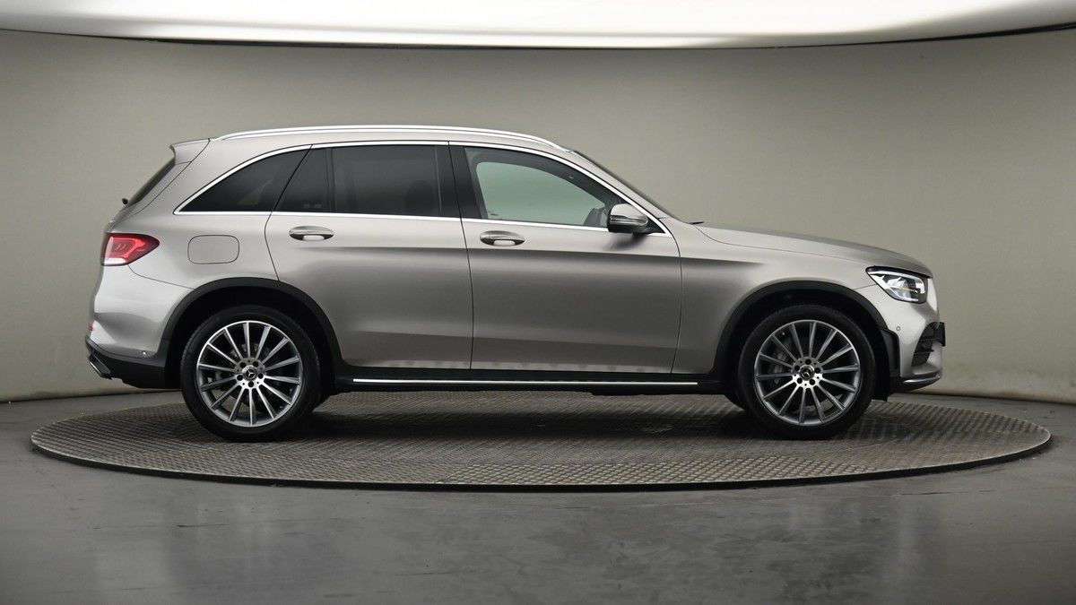 Mercedes-Benz GLC Class Image 27