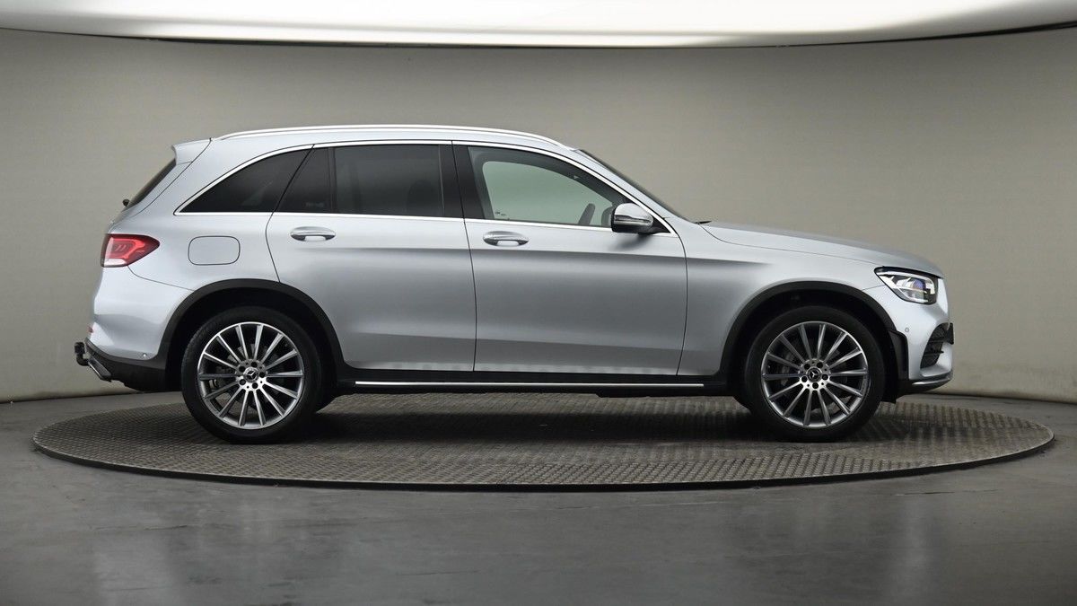 Mercedes-Benz GLC Image 27