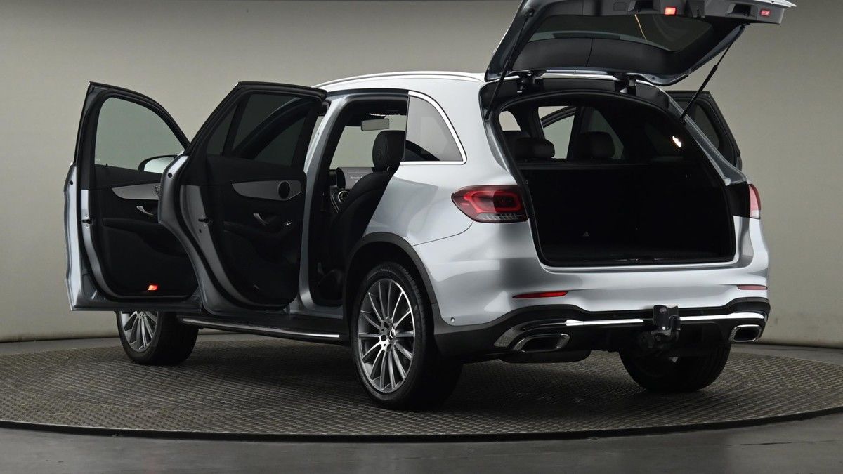 Mercedes-Benz GLC Image 29