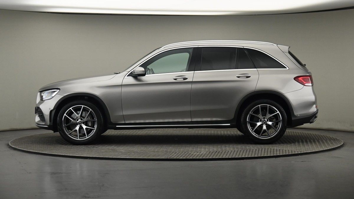 Mercedes-Benz GLC Image 23