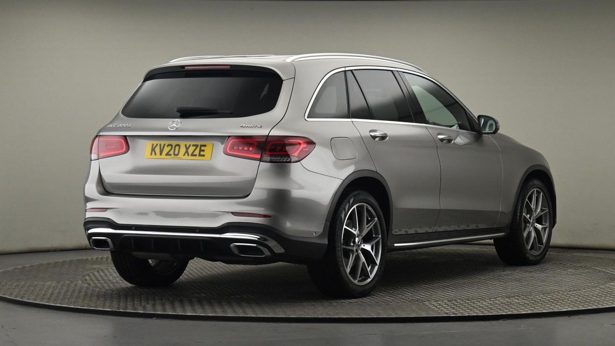 Mercedes-Benz GLC Image 26