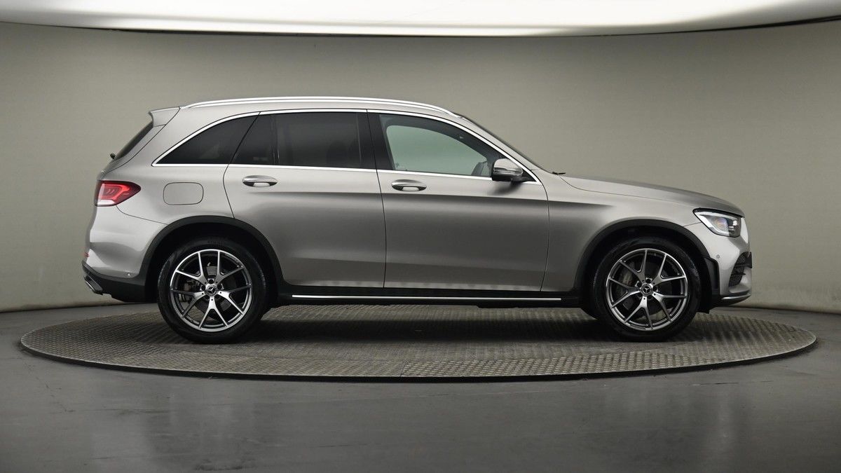 Mercedes-Benz GLC Image 27