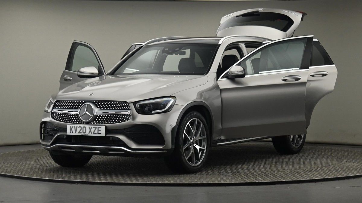 Mercedes-Benz GLC Image 28