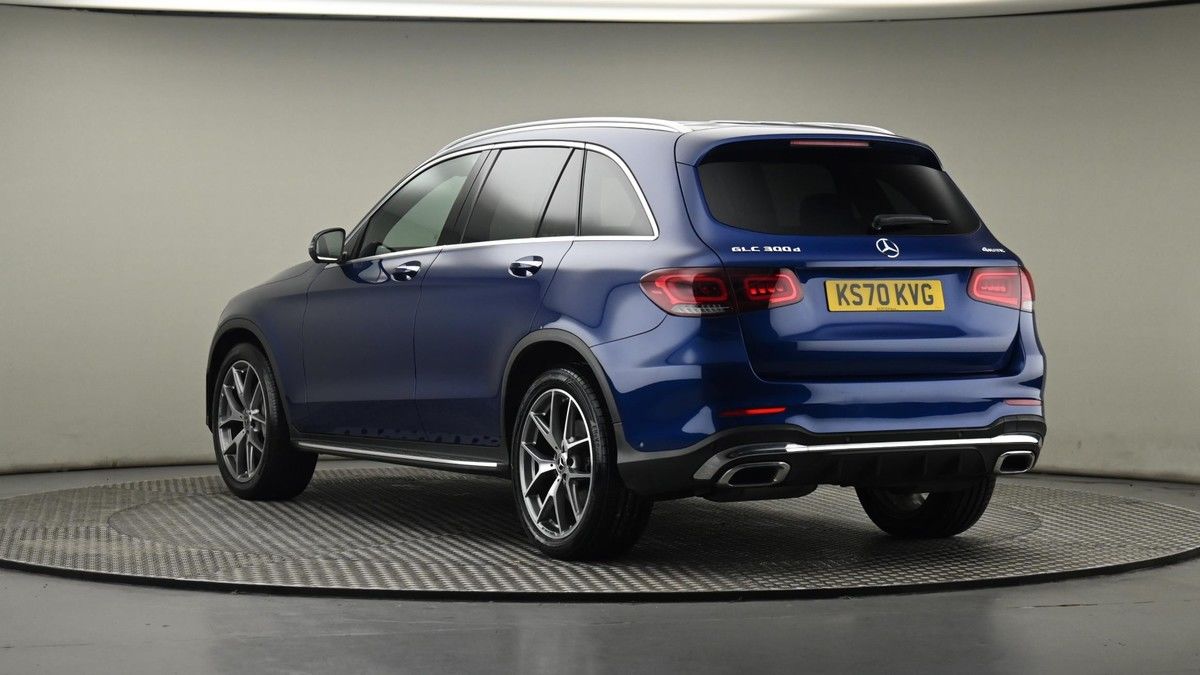 Mercedes-Benz GLC Image 24