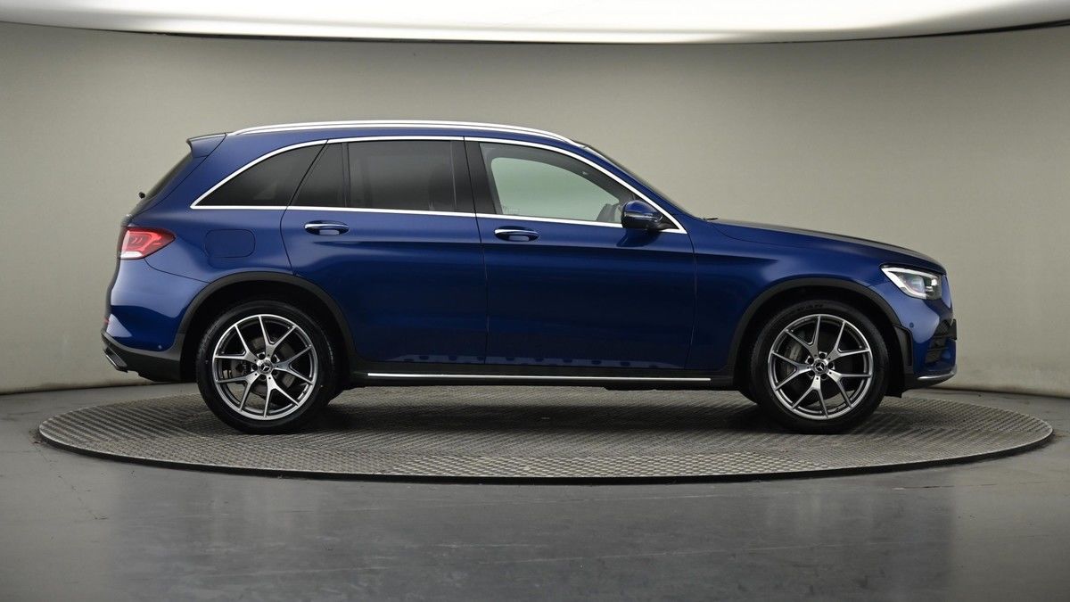 Mercedes-Benz GLC Image 27