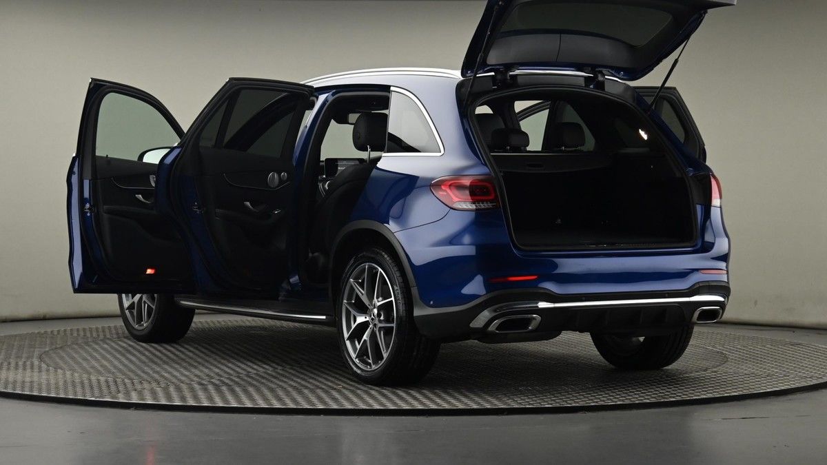 Mercedes-Benz GLC Image 29