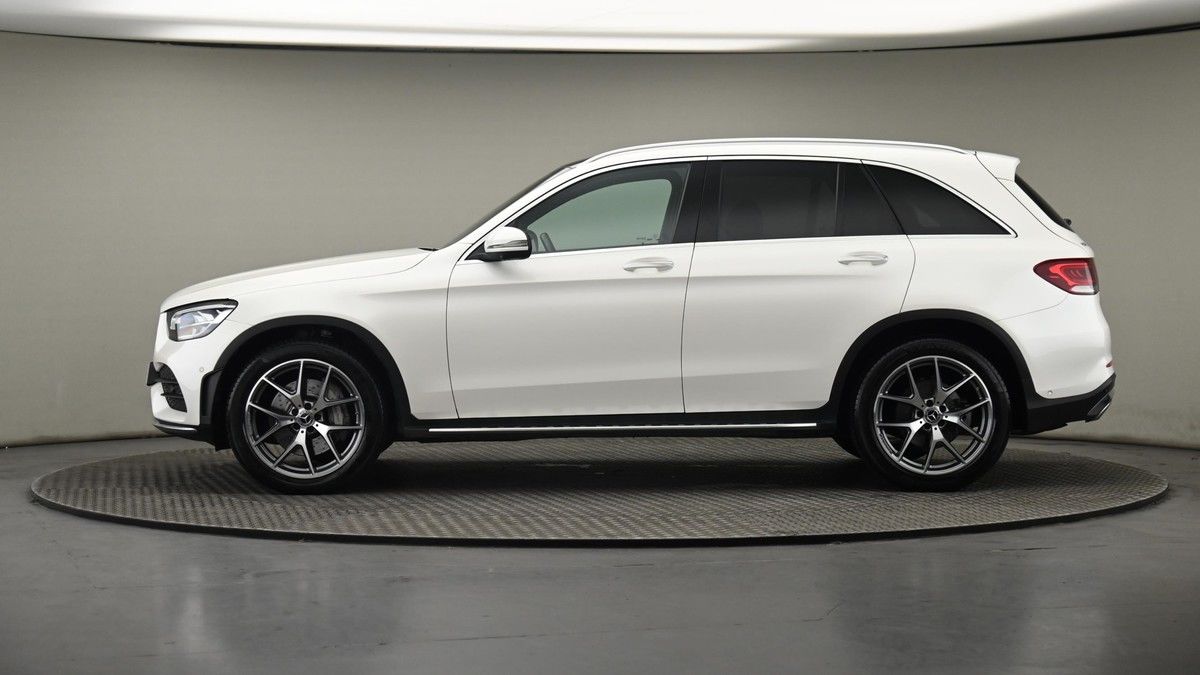 Mercedes-Benz GLC Image 23