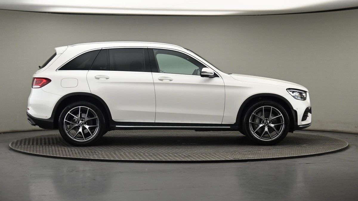 Mercedes-Benz GLC Image 27