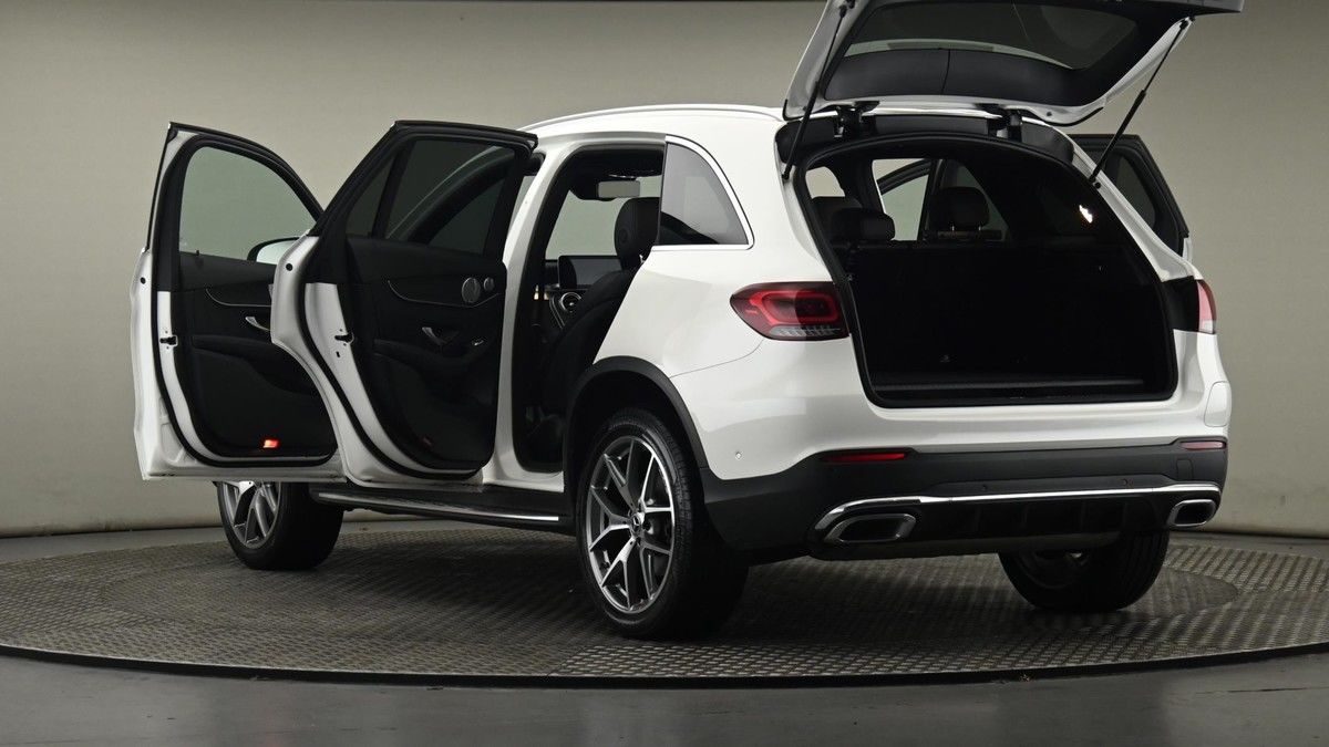 Mercedes-Benz GLC Image 29