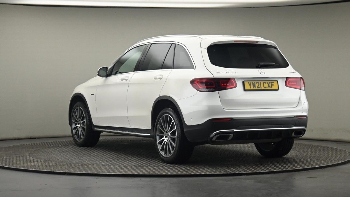 Mercedes-Benz GLC Image 24