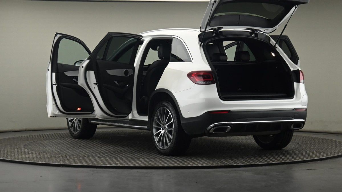 Mercedes-Benz GLC Image 29