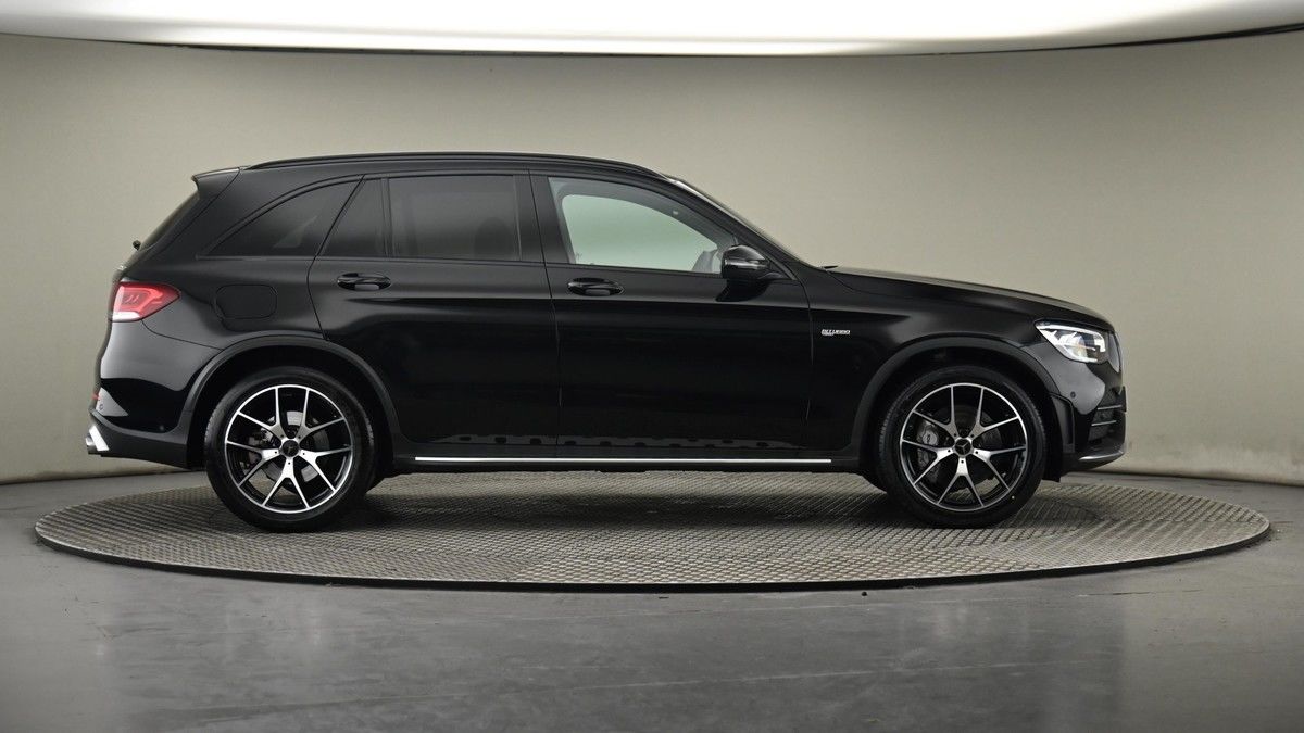 Mercedes-Benz GLC Image 27