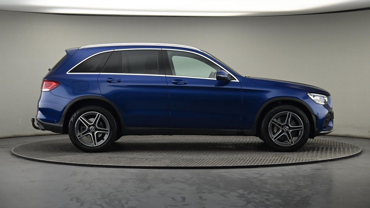 Mercedes-Benz GLC Image 27