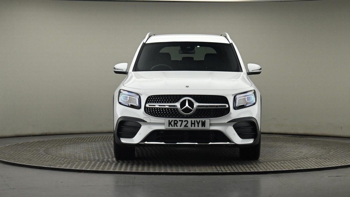 Mercedes-Benz GLB Image 21