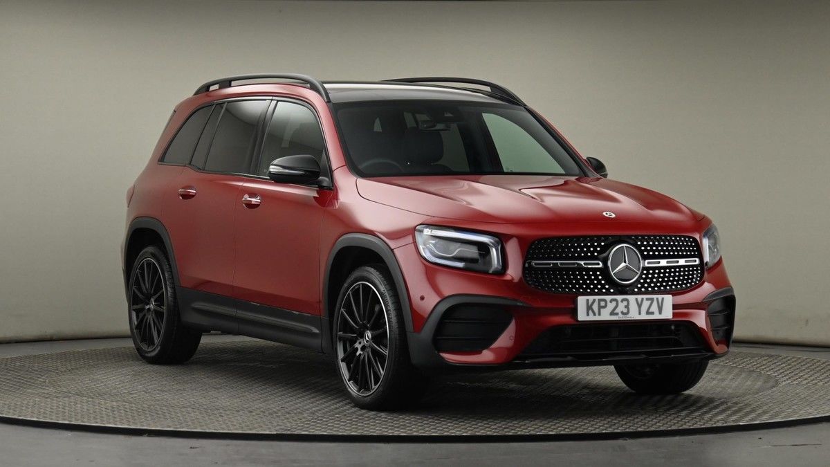 Mercedes-Benz GLB Sticky Header Image