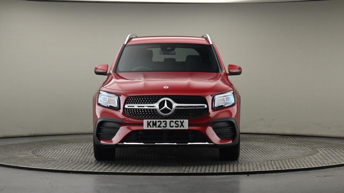 Mercedes-Benz GLB Image 21