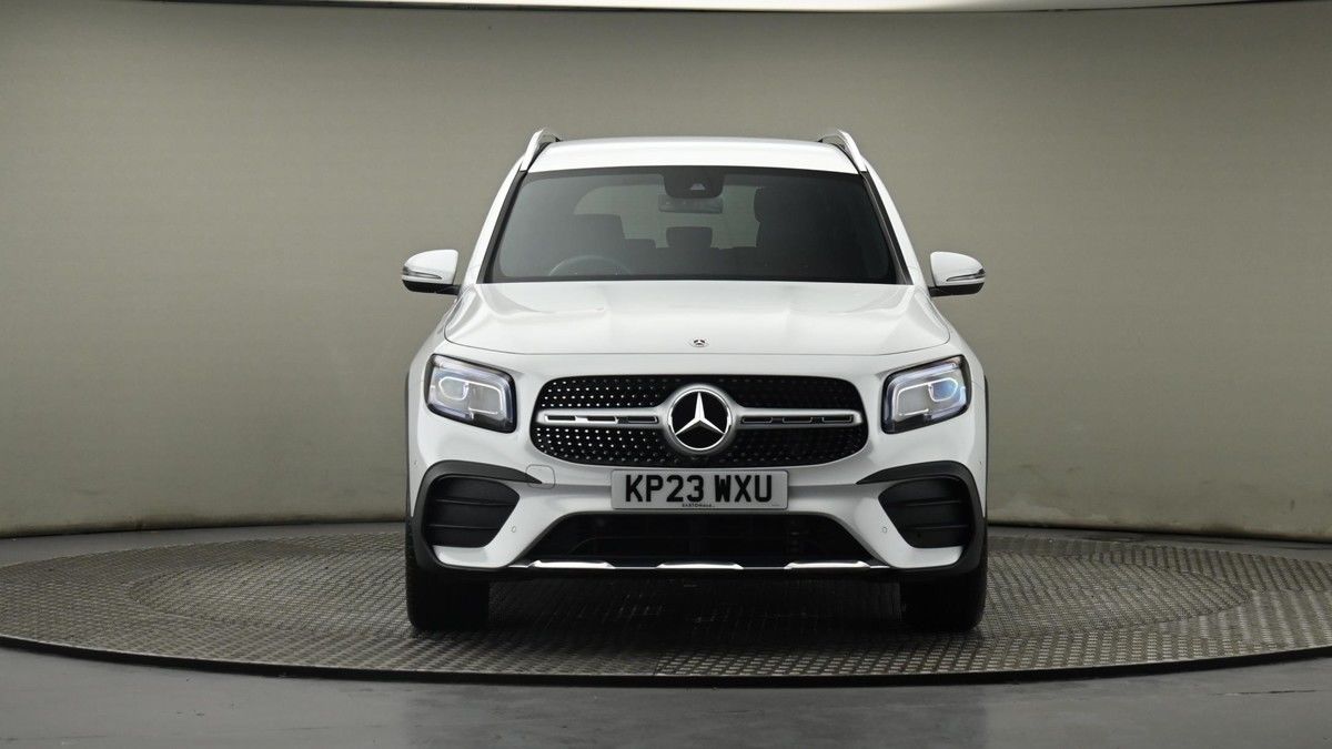 Mercedes-Benz GLB Image 20