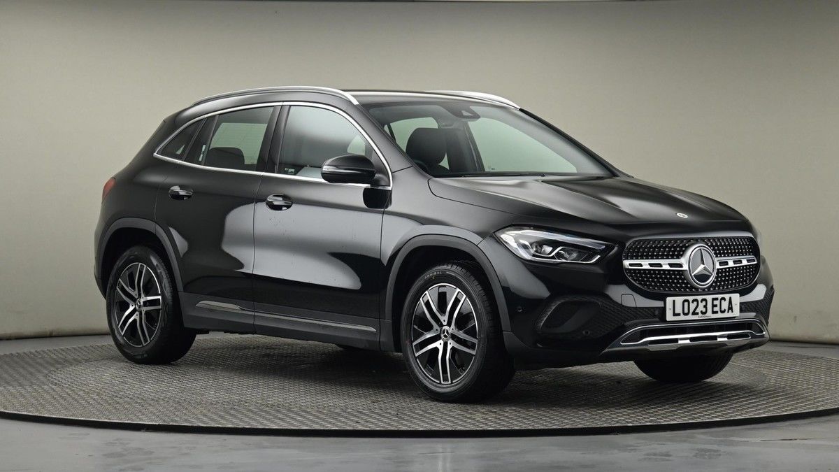 Mercedes-Benz GLA Image 19