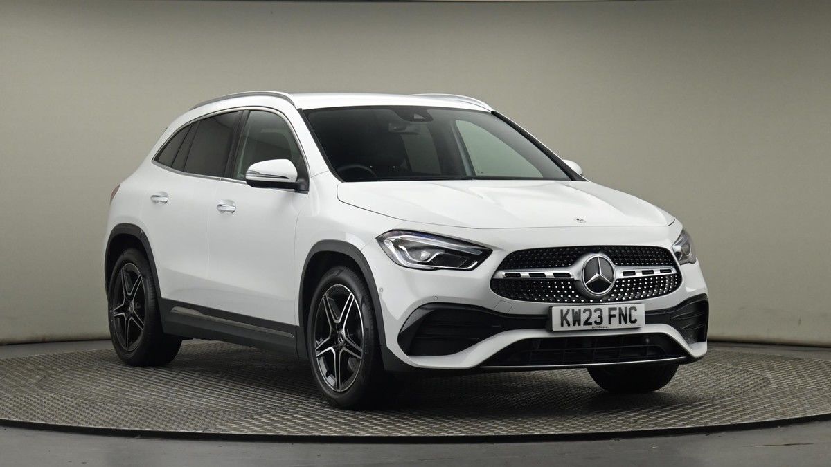 Mercedes-Benz GLA Sticky Header Image