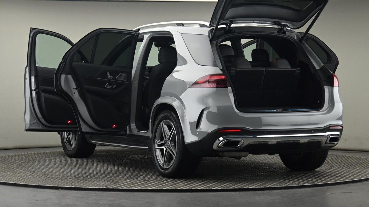 Mercedes-Benz GLE Image 29