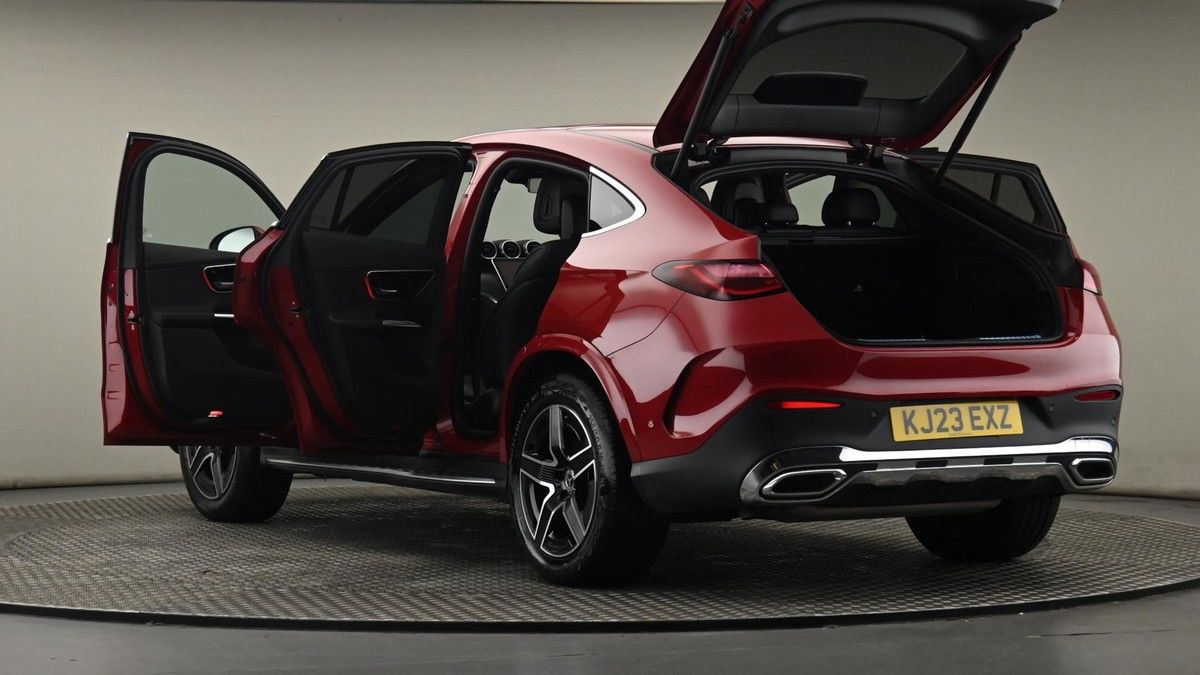 More views of Mercedes-Benz GLC