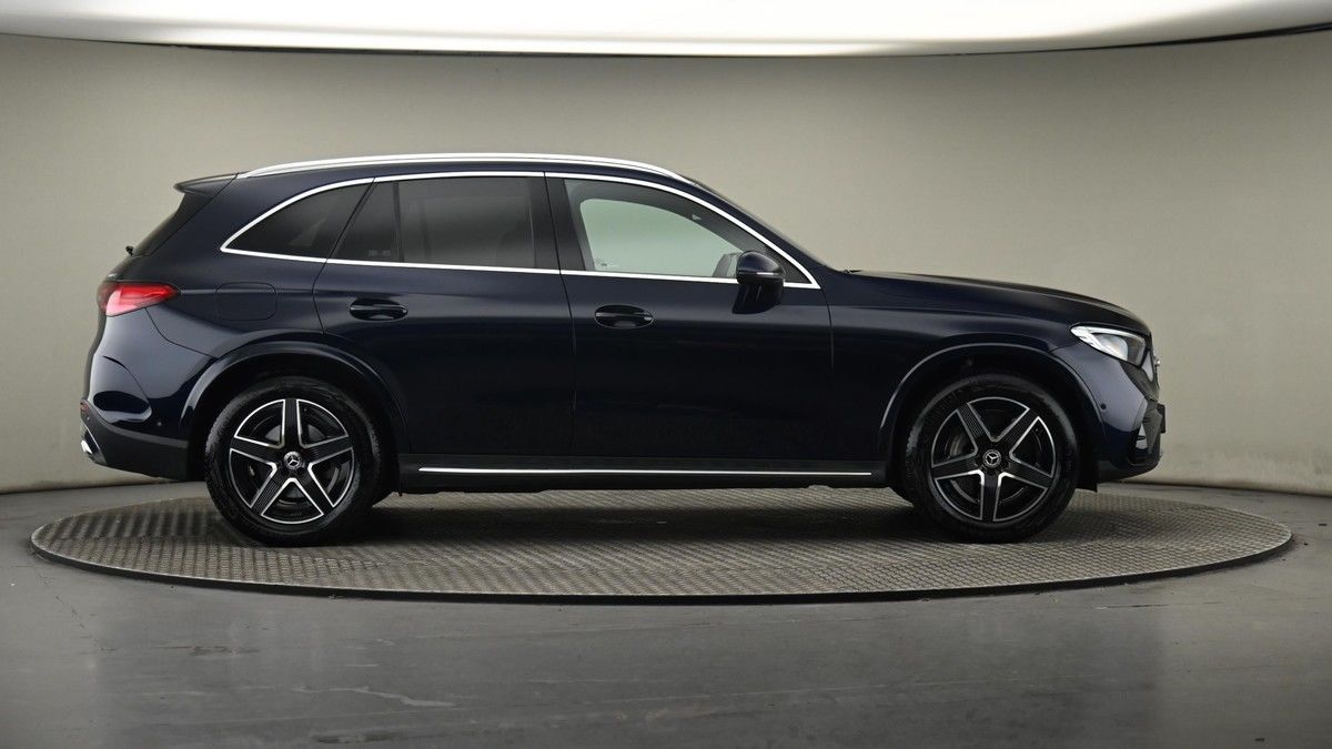 Mercedes-Benz GLC Image 27