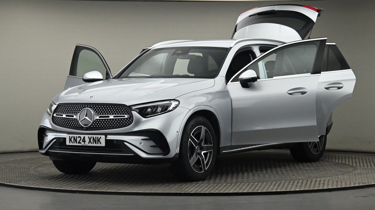 Mercedes-Benz GLC Image 28