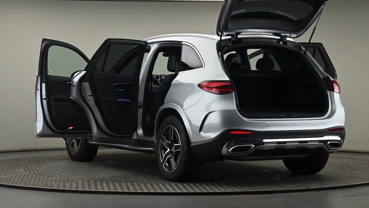 Mercedes-Benz GLC Image 29