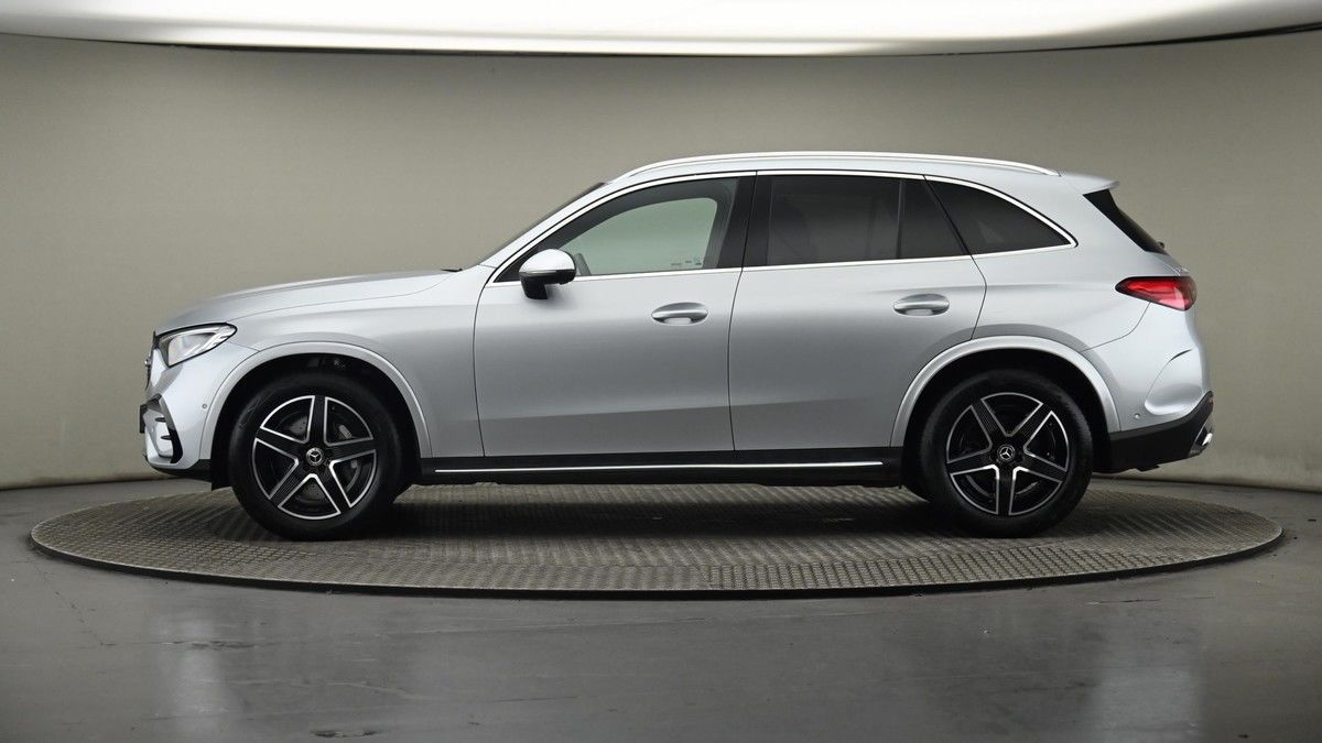 Mercedes-Benz GLC Image 23