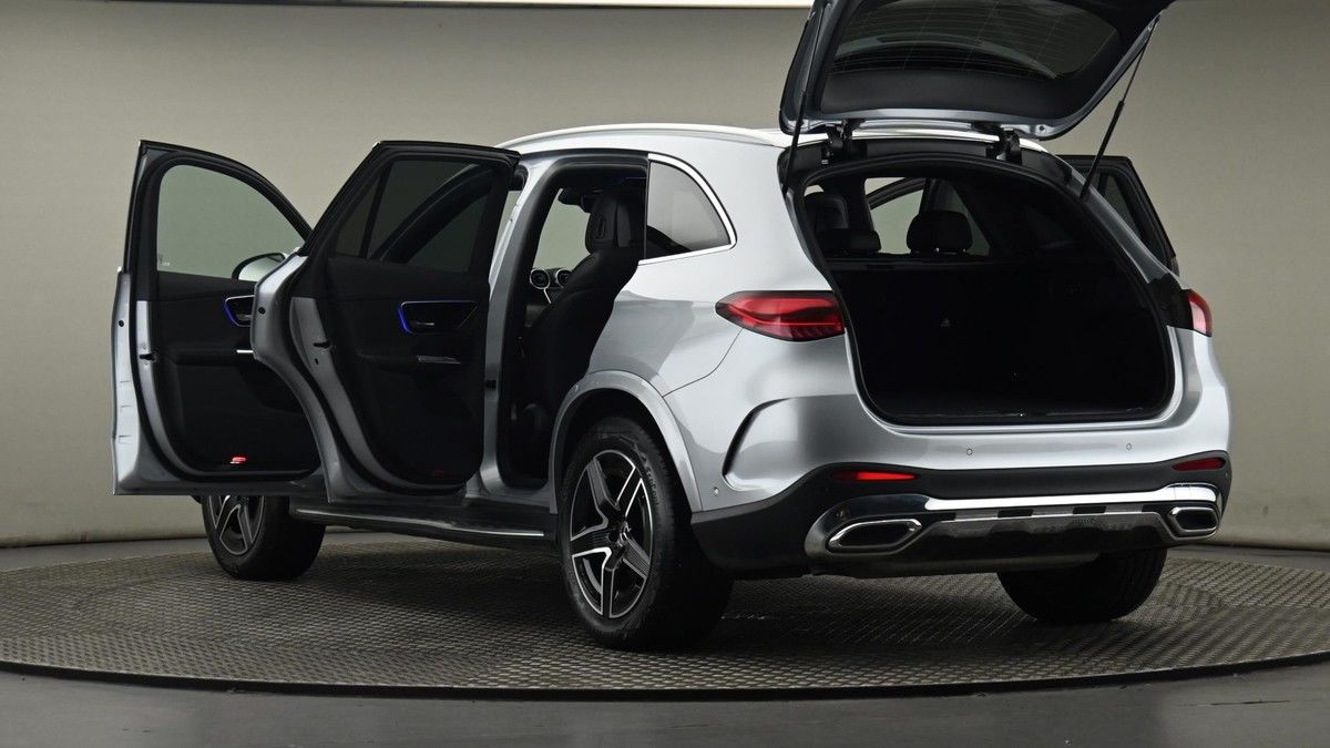 Mercedes-Benz GLC Image 29