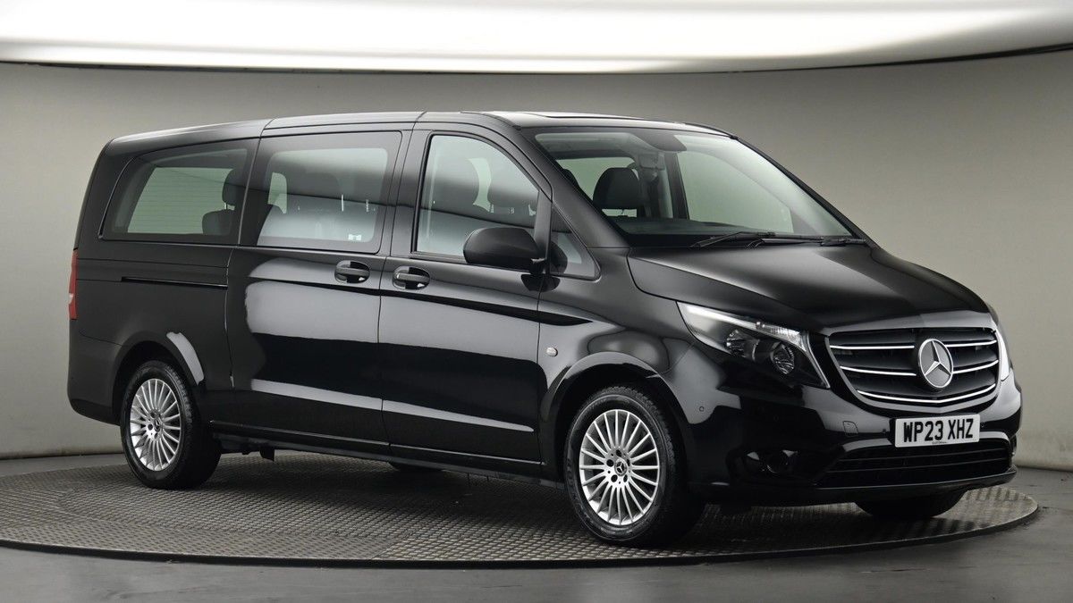 More views of Mercedes-Benz Vito