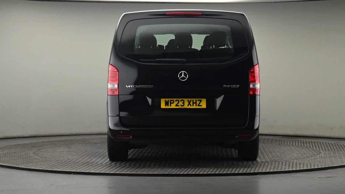 More views of Mercedes-Benz Vito