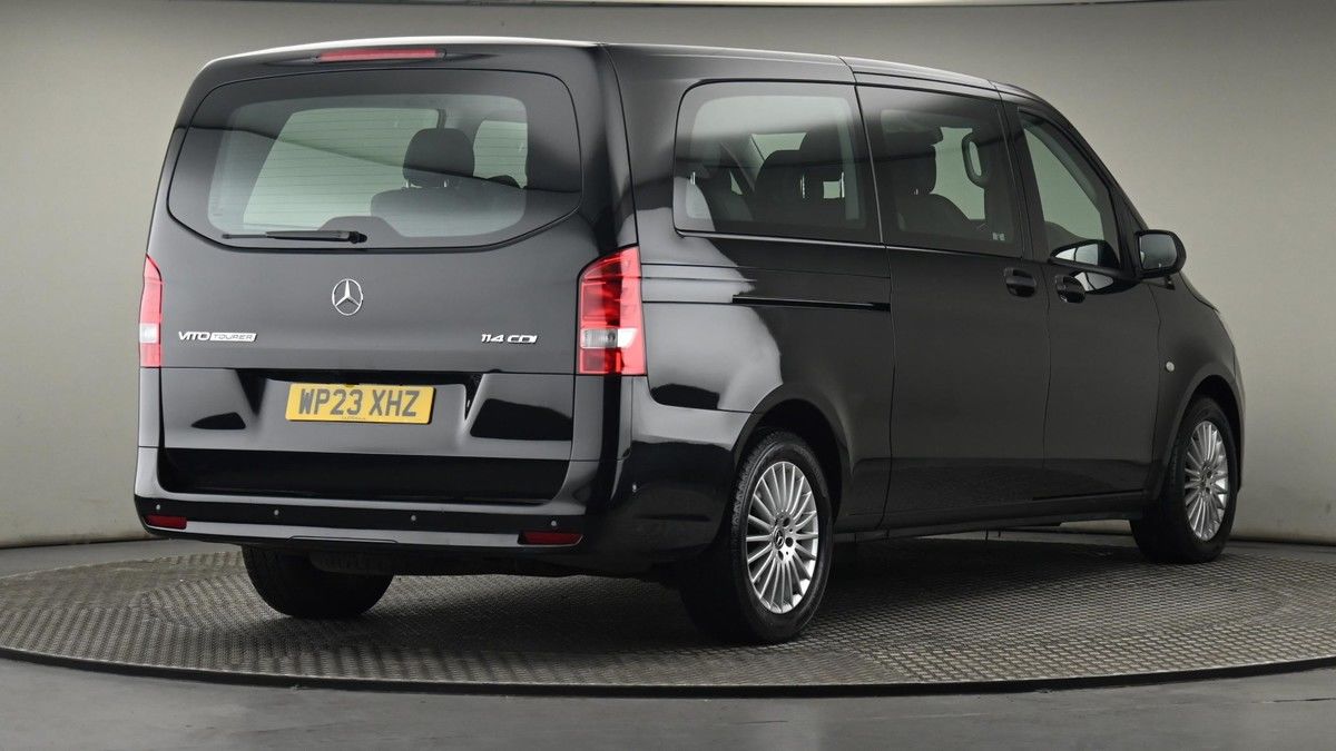 More views of Mercedes-Benz Vito