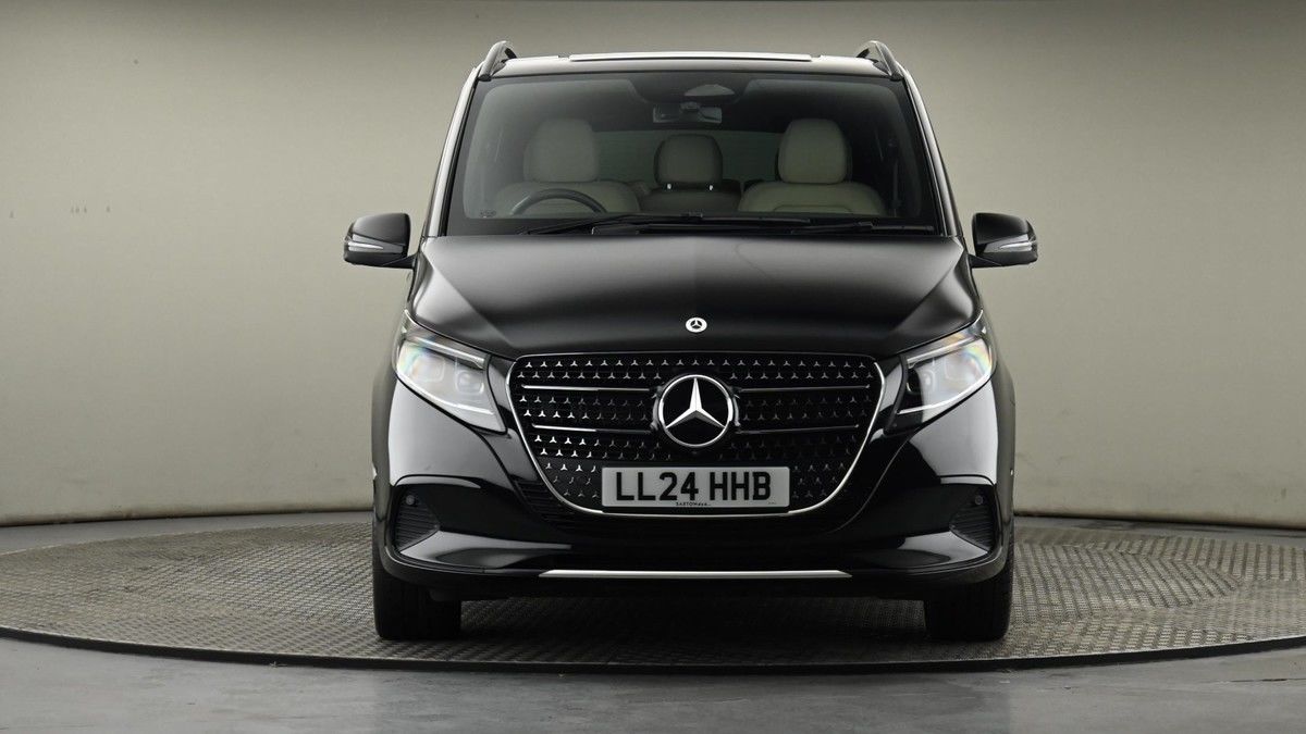 Mercedes-Benz V Class Image 20