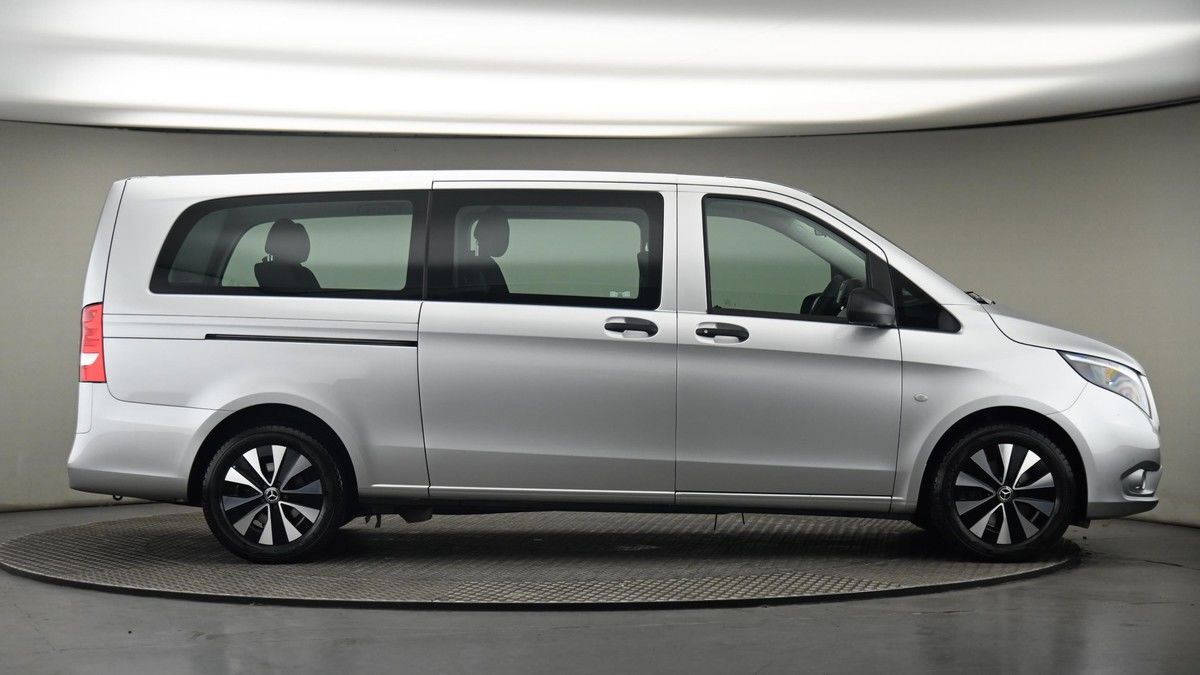 Mercedes-Benz Vito Image 27