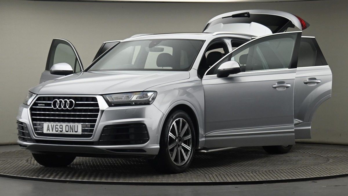 Audi Q7 Image 28