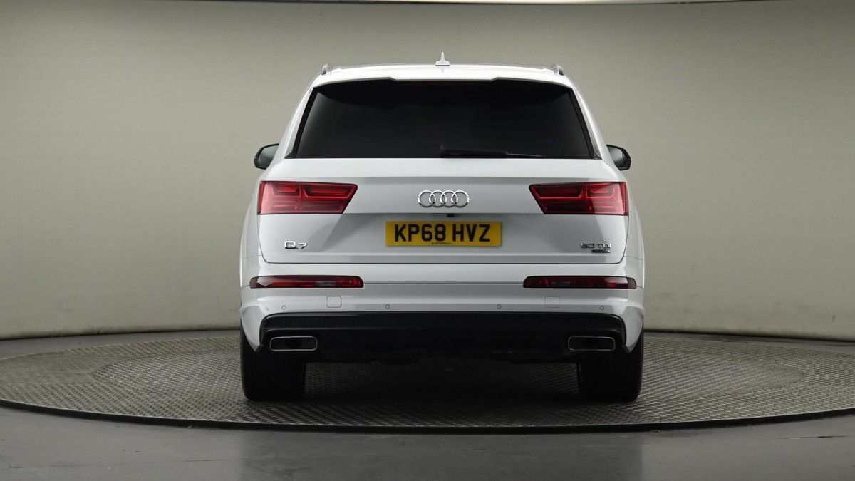 Audi Q7 Image 25