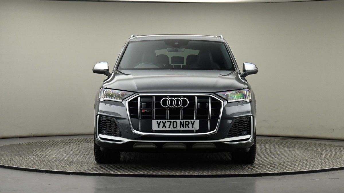 Audi SQ7 Image 20